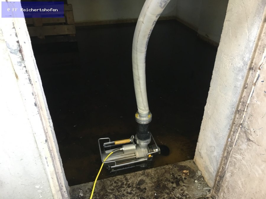 Wasserschäden (Rohrbruch, geplatzer Wasserschlauch) Wasserschäden (Rohrbruch, geplatzer Wasserschlauch)